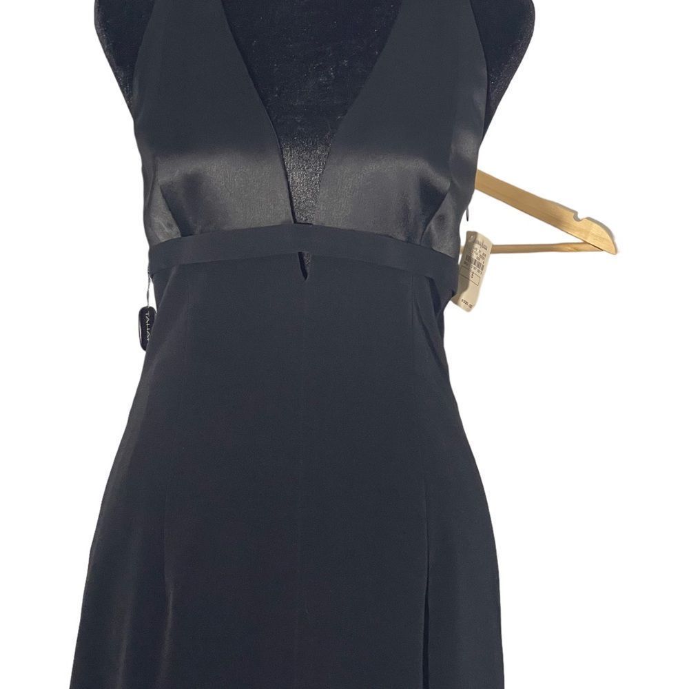 Tahari Vintage Black Low V-Neck Gown Size 6 - Picture 8 of 15